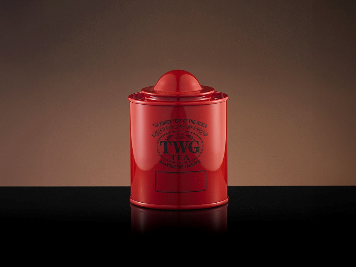 Saturn Tea Tin in Red (50g)